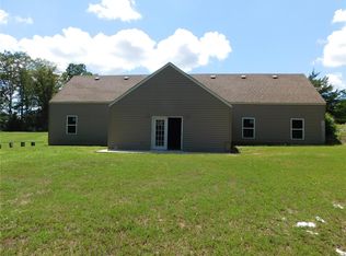 22552 Frankie Dr, Warrenton, MO 63383