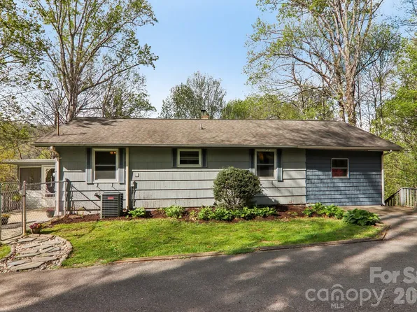 74 Link Cir, Maggie Valley, NC 28751