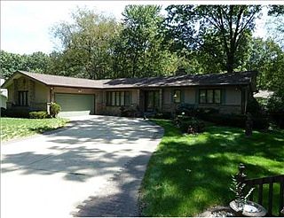 1st image of 16824 Edinburg Ln