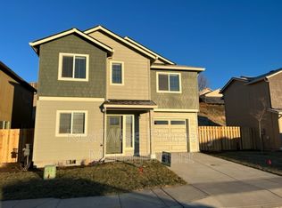 675 NE Brookstone Dr, Prineville, OR 97754
