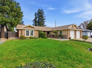 836 Foxfire Dr, Manteca, CA 95337