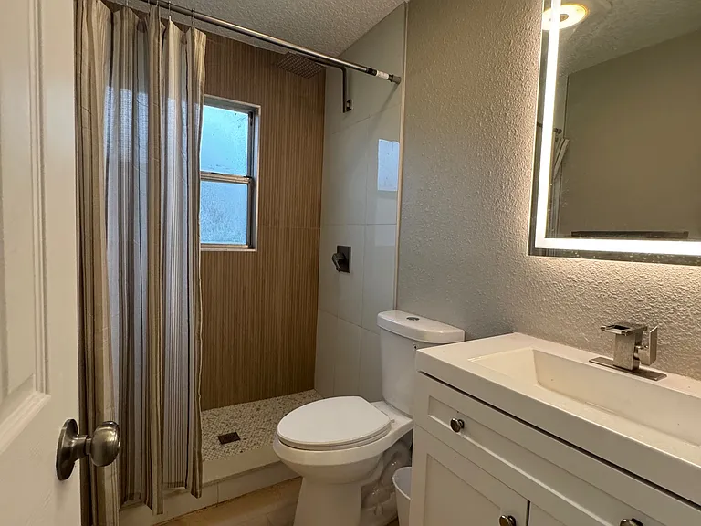 4910 Huppel Ave — Photo 14