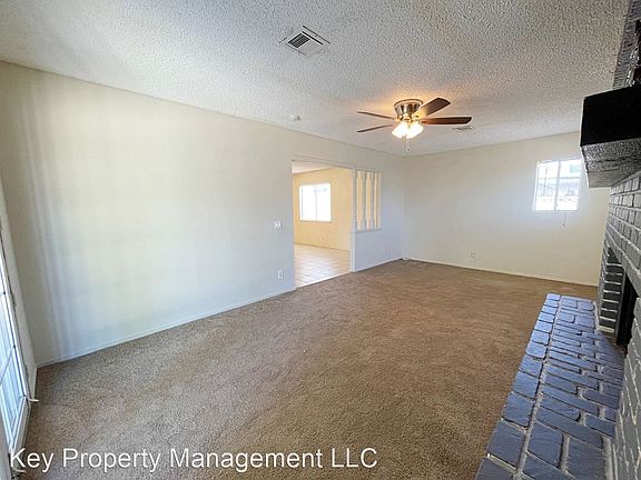 5th image of 1625 Crest Haven Ave