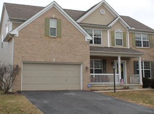 132 Leasure Dr, Pickerington, OH 43147