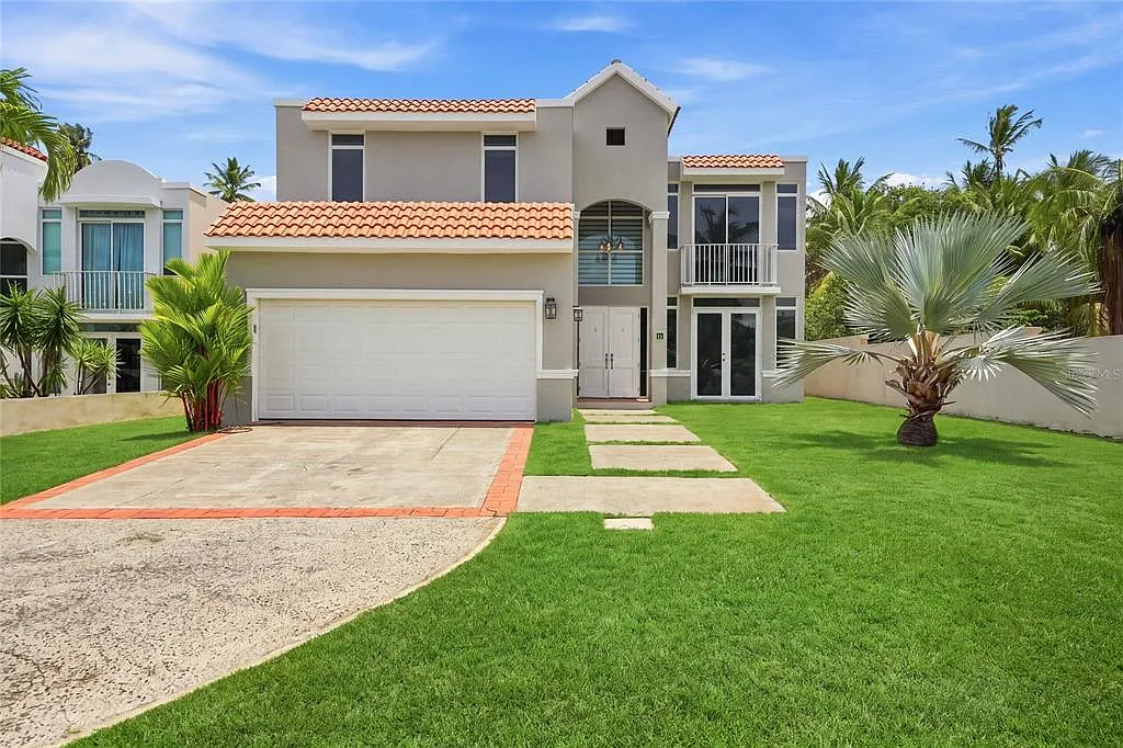 4 bed, 3.5 bath, 4200 sqft, $5,000 — Photo 1