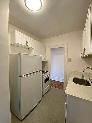 5th image of 506 W 173rd St #D2
