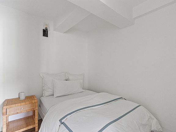 3rd image of 111 Hicks St APT 12C