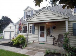 17 Badger Rd, Binghamton, NY 13904