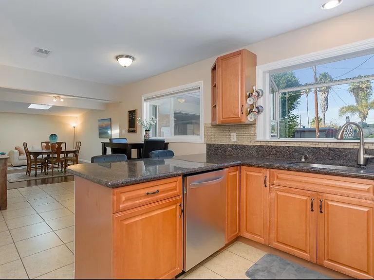 5351 Appleton St — Photo 4