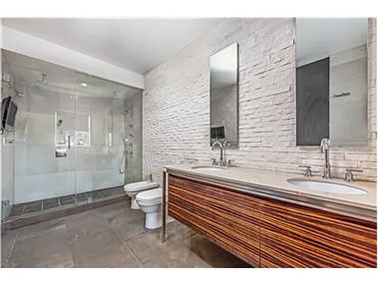 Rented by Douglas Elliman | media 37