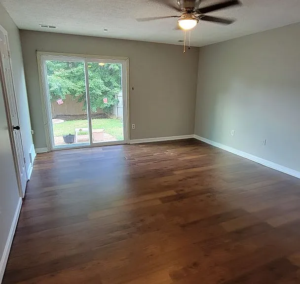4380 Forest Valley Cv — Photo 3