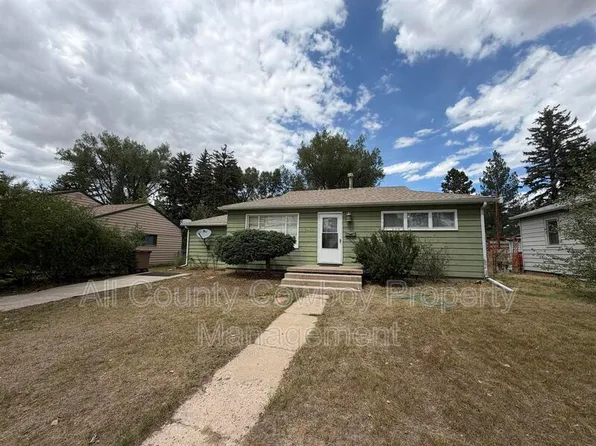1407 Ord St, Laramie, WY 82070
