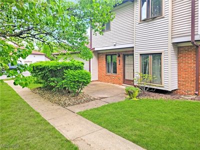 7152 Village Dr, Mentor, OH, 44060