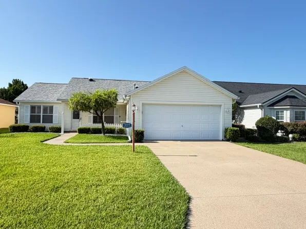 3024 Burbank Ln, The Villages, FL 32162