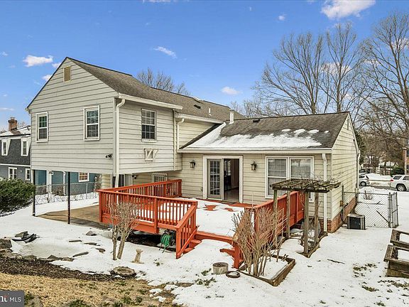 2nd image of 1521 Billman Ln