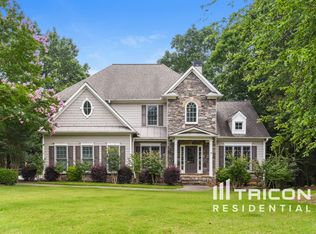 2930 Dartmouth Pl, Cumming, GA 30041