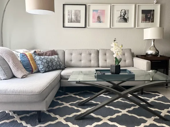 431 W Lexington Dr Unit 4, Glendale, CA 91203