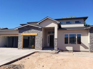 697 Roundup Dr, Grand Junction, CO 81507