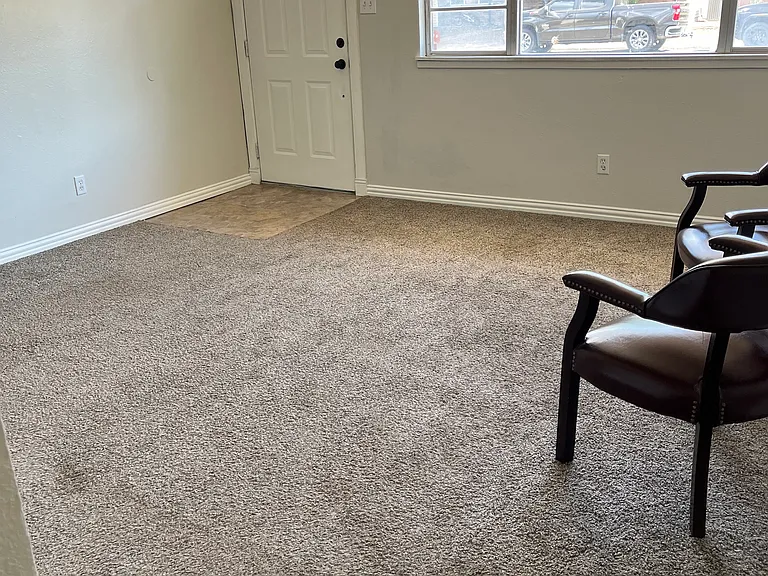 1122 W Coal Ave — Photo 2