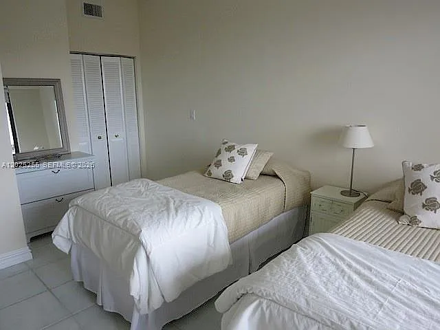 201 Crandon Blvd #1027 — Photo 9