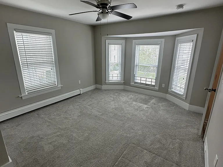 20-22 Lafayette Rd #2 — Photo 13