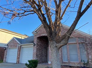 6804 Braeview Dr, Fort Worth, TX