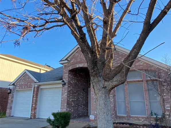 6804 Braeview Dr, Fort Worth, TX 76137