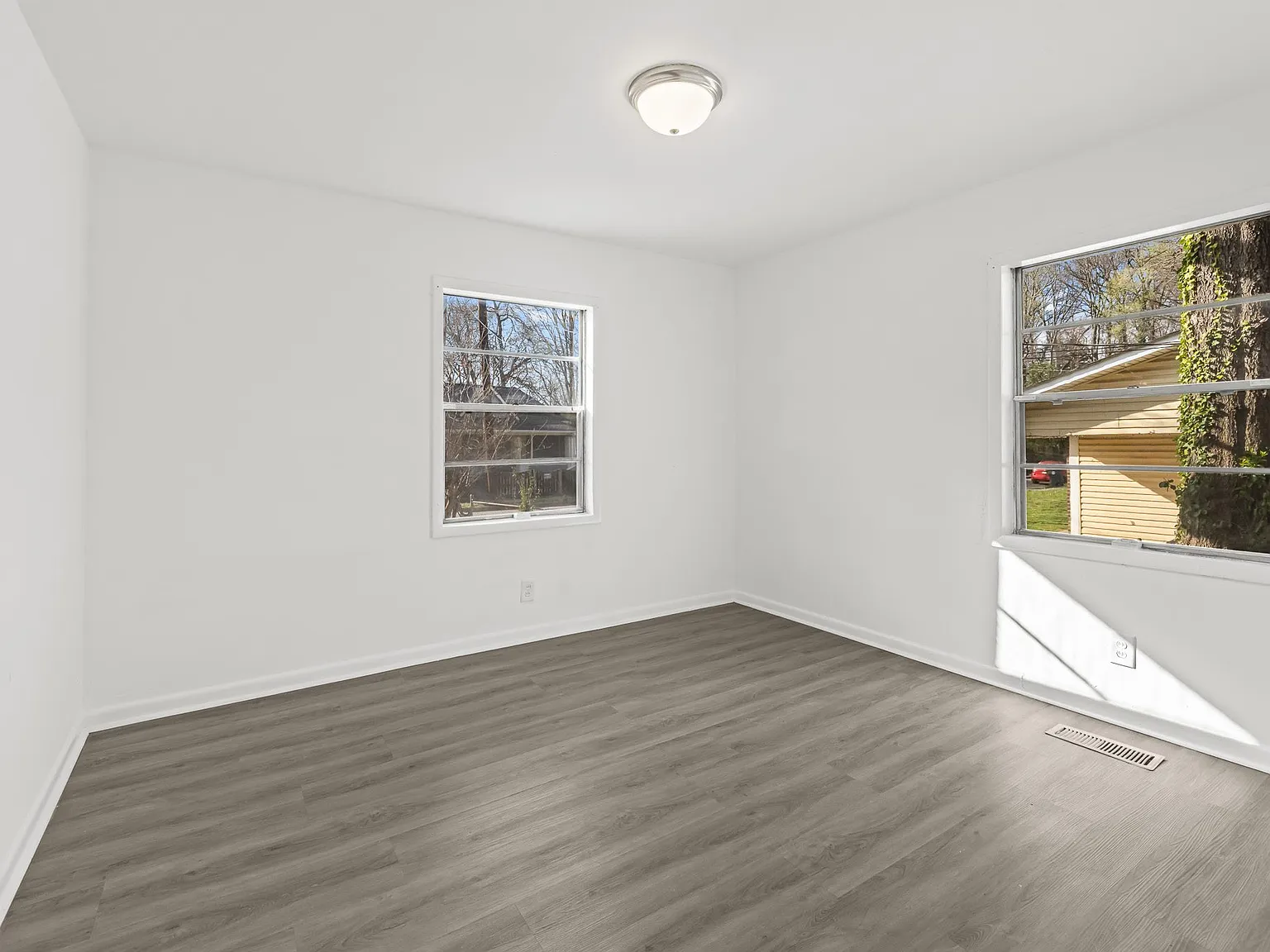 417 Athens Ave - 1 — Photo 4