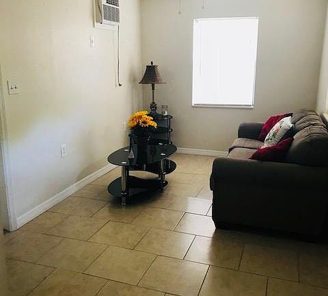 Enclosed porch 2 door entry