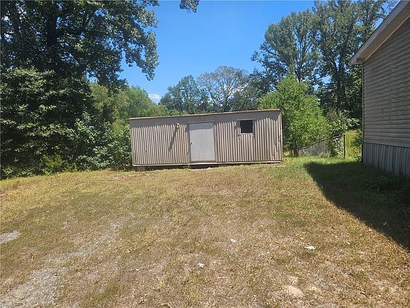 3rd image of 1845 Winnfield Rd