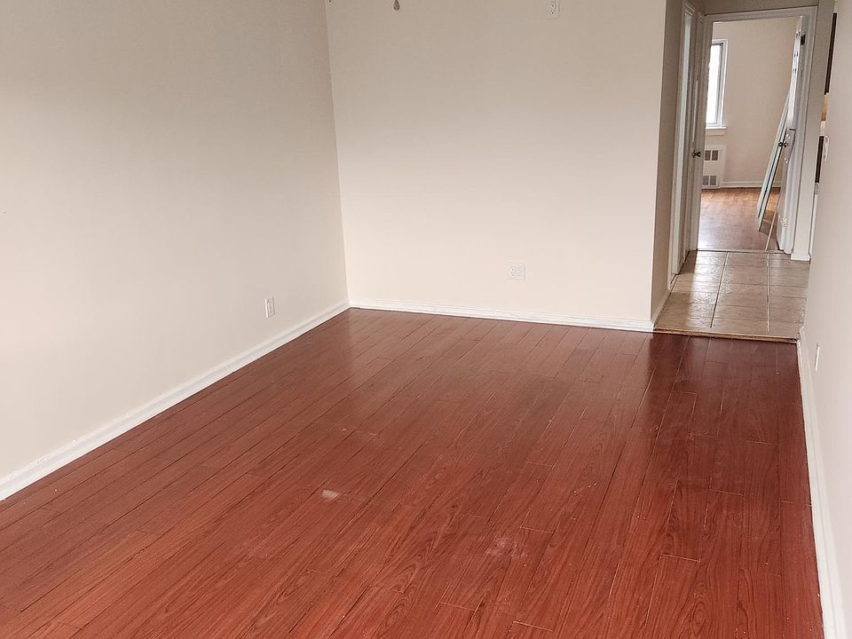 1st image of 1843 E 51st St #2