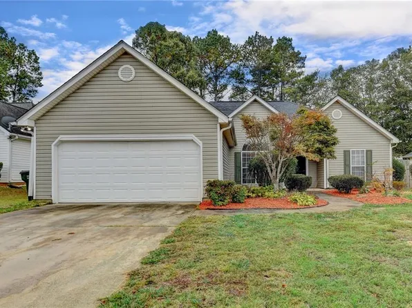 3472 Summit Creek Ln, Loganville, GA 30052
