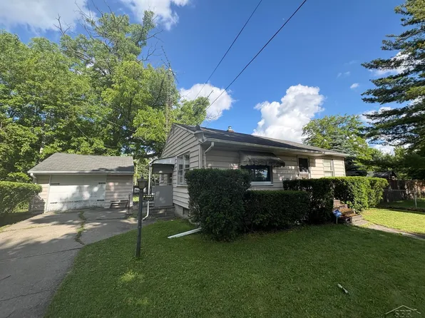 1820 Hill St, Saginaw, MI 48602