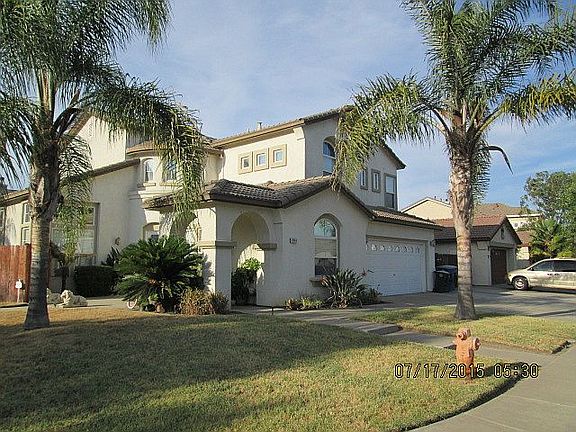 2nd image of 2061 Schaffhausen St