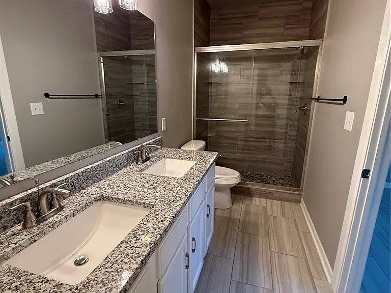 402 E Hemlock St — Photo 21