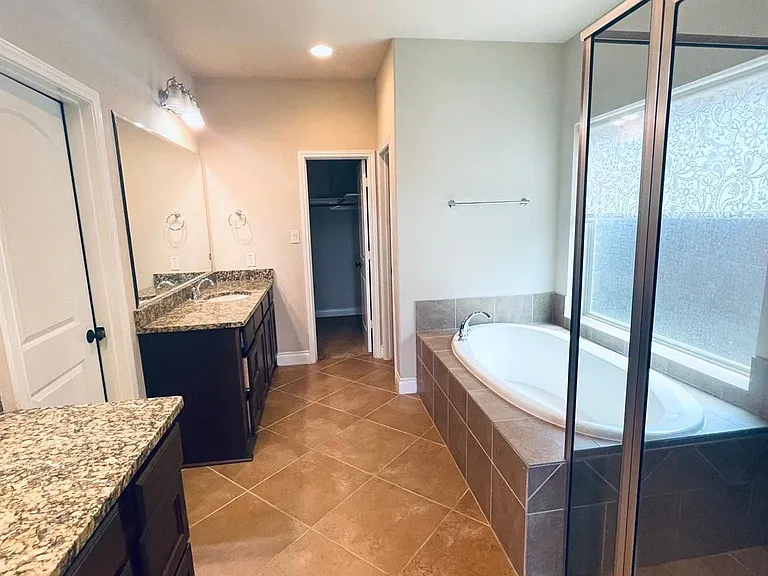 27926 Bradford Ridge Dr — Photo 9