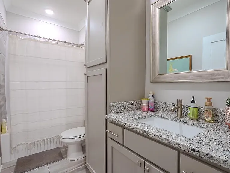 127 Ashbey Cir — Photo 17