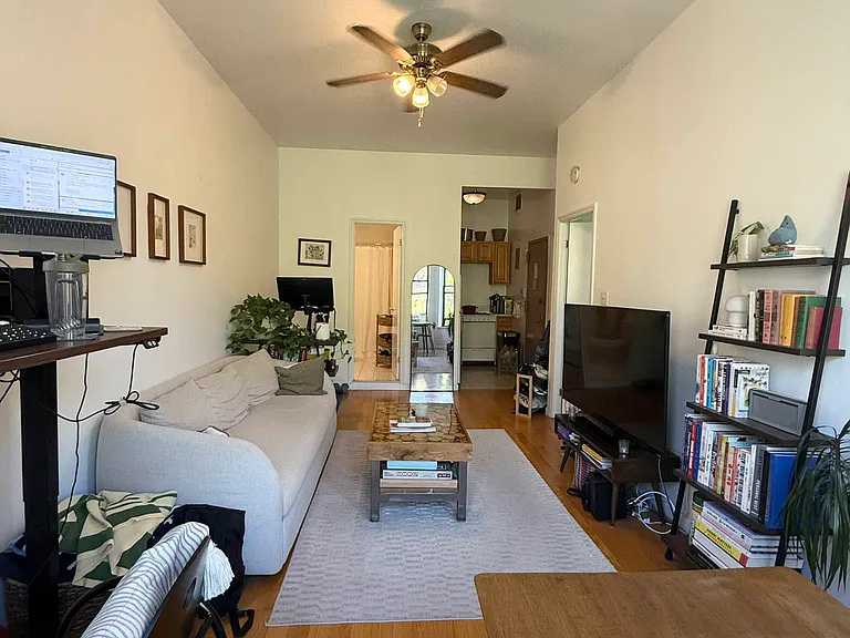 66 W 69th St #4A — Photo 3