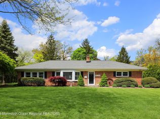 14 Deane Way, Red Bank, NJ 07701