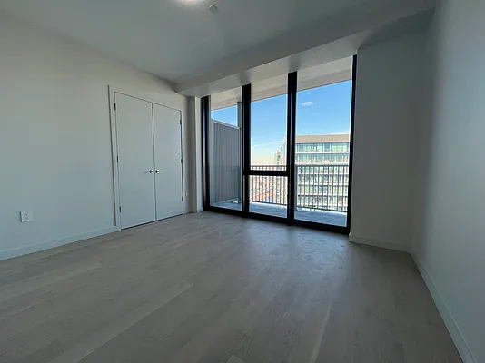 Rented by E Realty International Corp | media 2