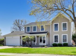 530 Cypress Bridge Rd, Lake Zurich, IL 60047