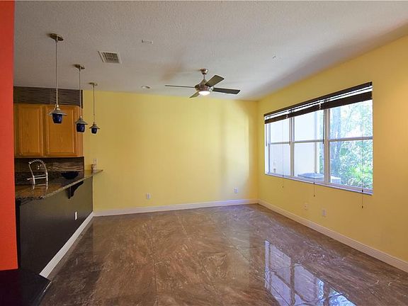 4th image of 8160 Stone View Dr