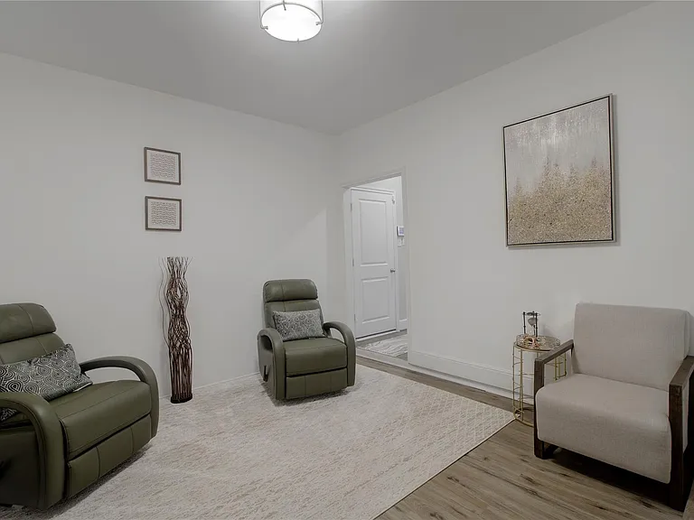 7330 Lagrange Point — Photo 32