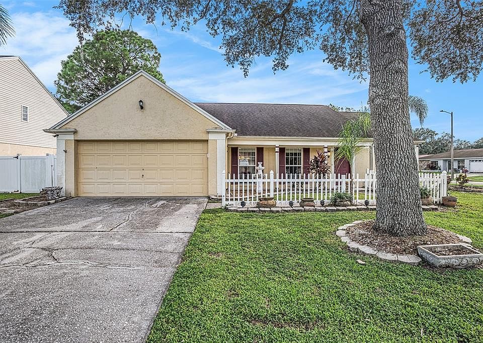 1st image of 16201 COUNTRY CROSSING DRIVE