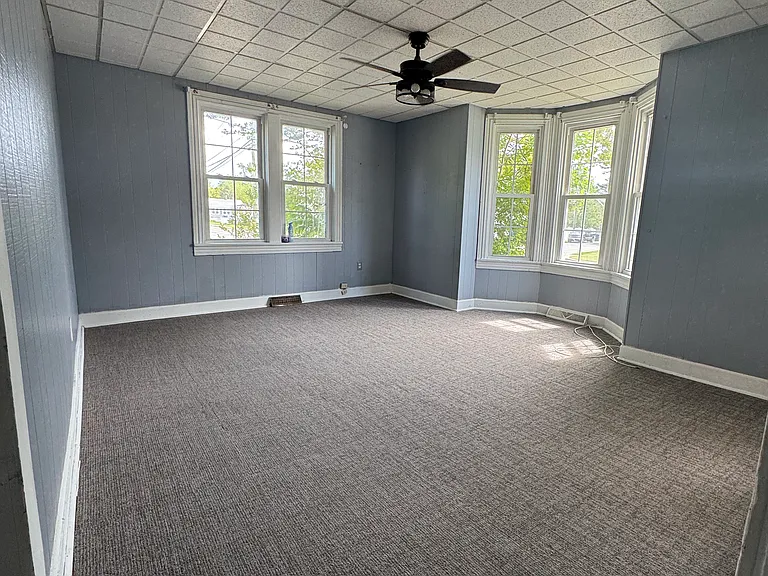 101 W Camden Wyoming Ave — Photo 3