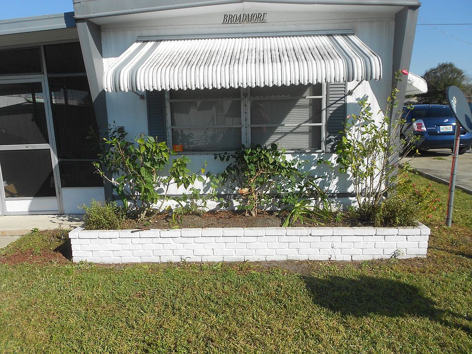 1st image of 71 Stebbins Dr