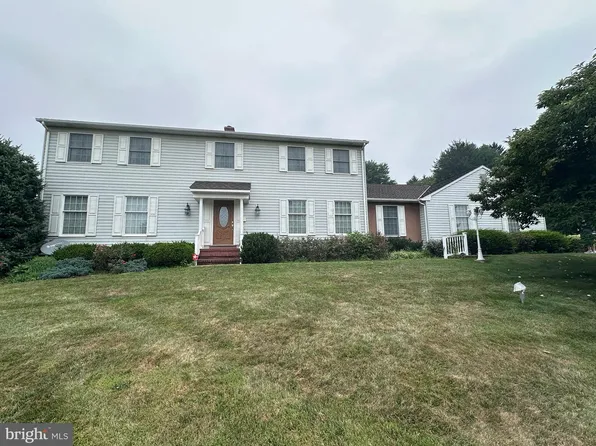 1513 Chris Ln, Westminster, MD 21158