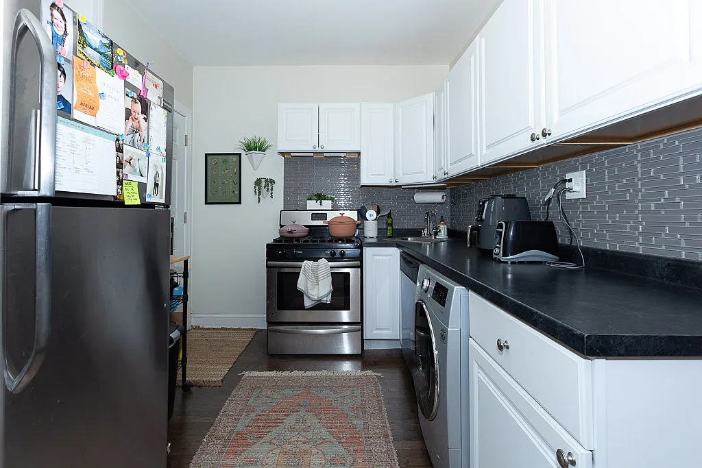 Building Photo - 3703 N Hoyne Ave #4