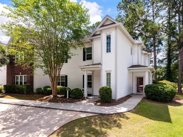 197 Golfview Ln, Summerville, SC 29485
