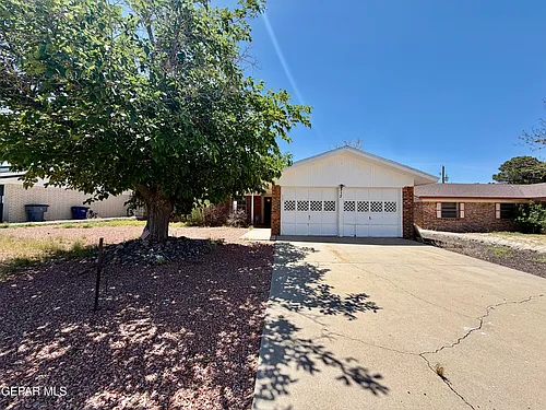 317 Bright Water Ln Photo 1